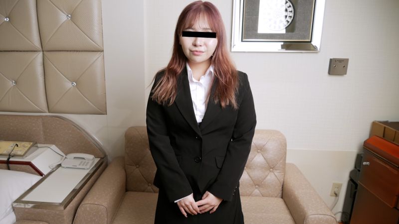 什么都做！求职活动中的女大学生中出面试！