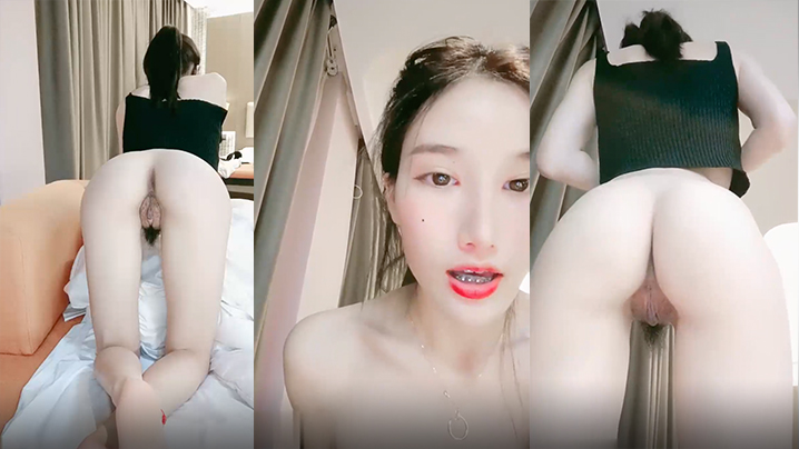 清纯翘臀 美穴小姐姐独自诱惑 没穿内裤翘臀露穴 揉奶子淫荡表情 站立对着镜头掰开屁股