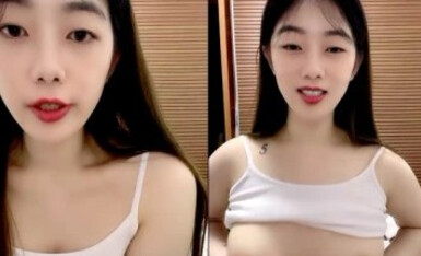 七彩主播 幼校老师 极品在校大奶老师 B粉嫩 校园清纯回家露大淫屄判若两人
