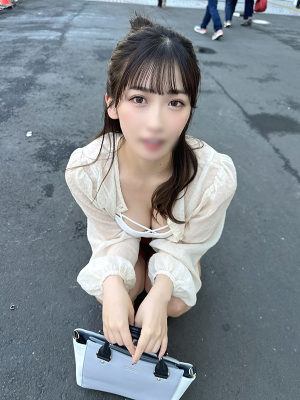 FC2-4380847 有码 3P 大量 性癖异常巨臀女大学生 花21岁 潮吹连发内射交