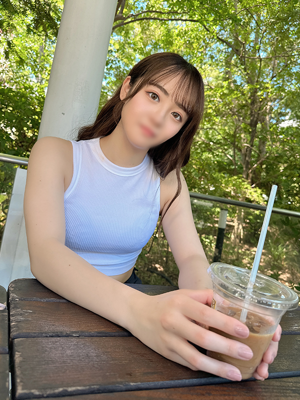 FC2-4353598 有码 Gakubu MOA（24岁）S男友极粗阴茎让她尖叫阴道高潮 爱液泛滥无套生交