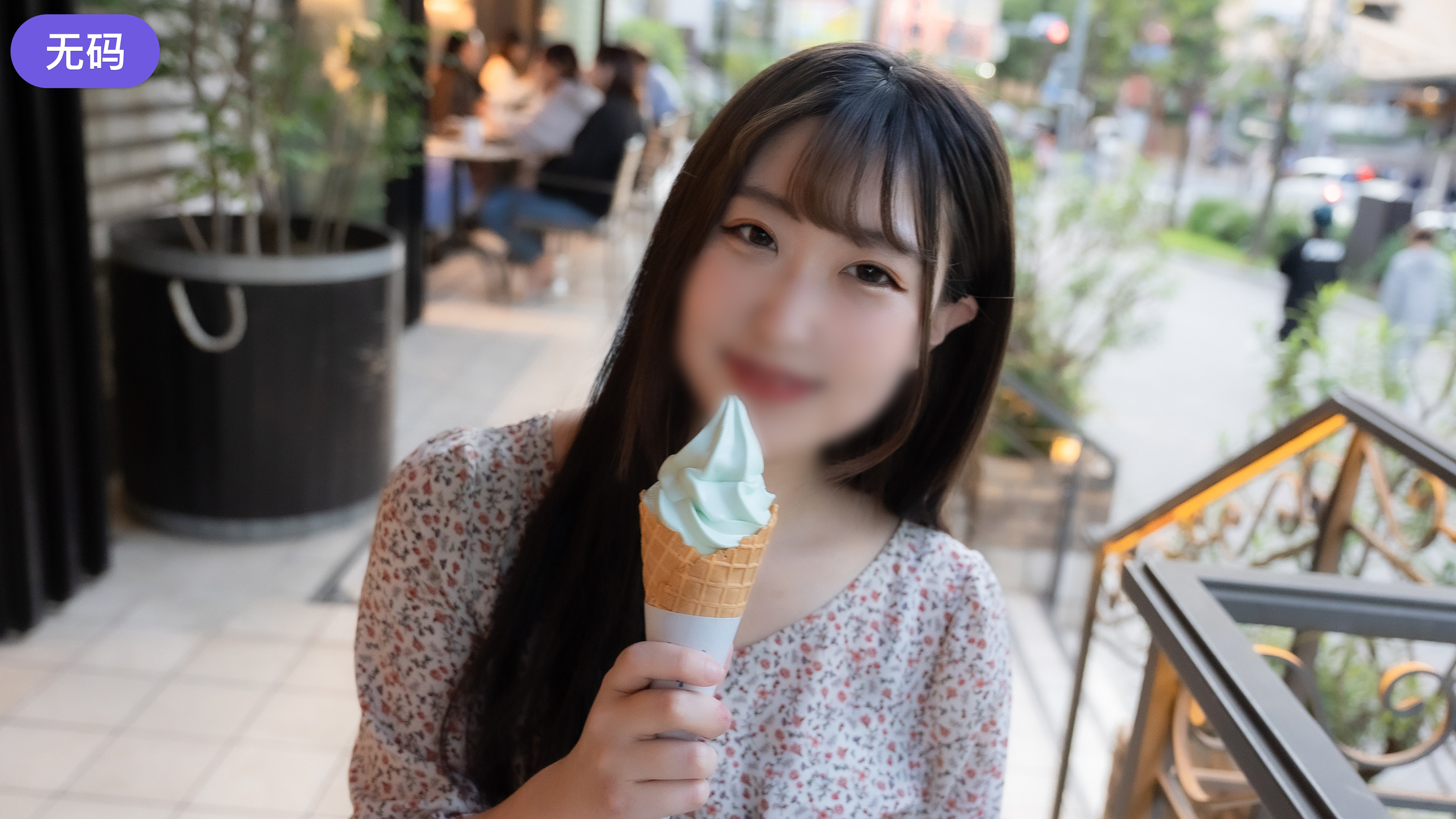 FC2-3986218 让20岁少女高潮