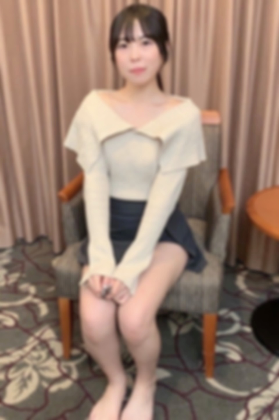 FC2-4018232 CD2 快感♥ 19岁少女情色觉醒瞬间